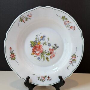 Arc Arcopal Provincial Floral Milk Glass 9 inch Large Rim Soup Bowl